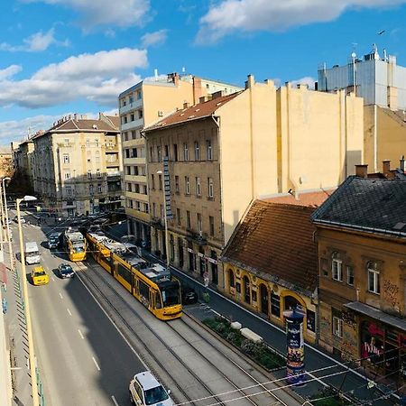 Margaret Boulevard Apartment - With Balcony Budapest Esterno foto